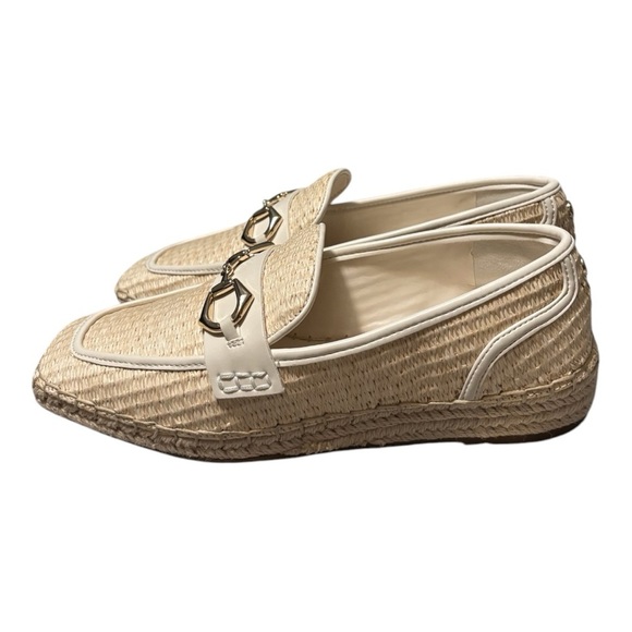 Vince Camuto Cream Gold Woven Loafer Like New! - Picture 1 of 10